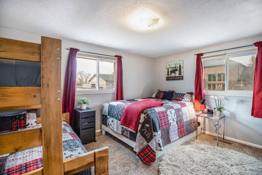 Pet Friendly Millcreek Home Close To Downtown/Mtns Salt Lake City Extérieur photo